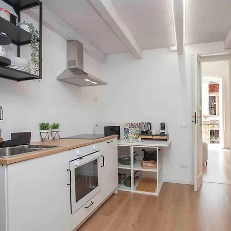 Apartment The House Politeama Palermo Historic Center *