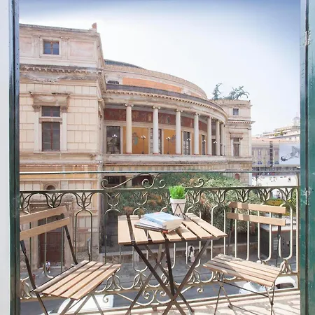 The House Politeama Historic Center Appartamento *
